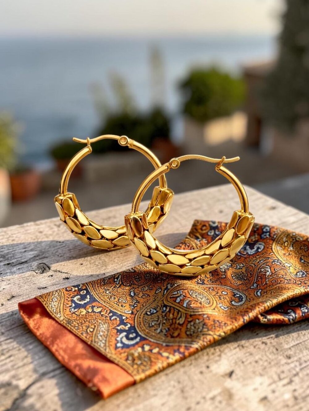 Sculpted Scale Texture Hoop Earrings Old Money 18K Gold Plated Stainless 1.1in